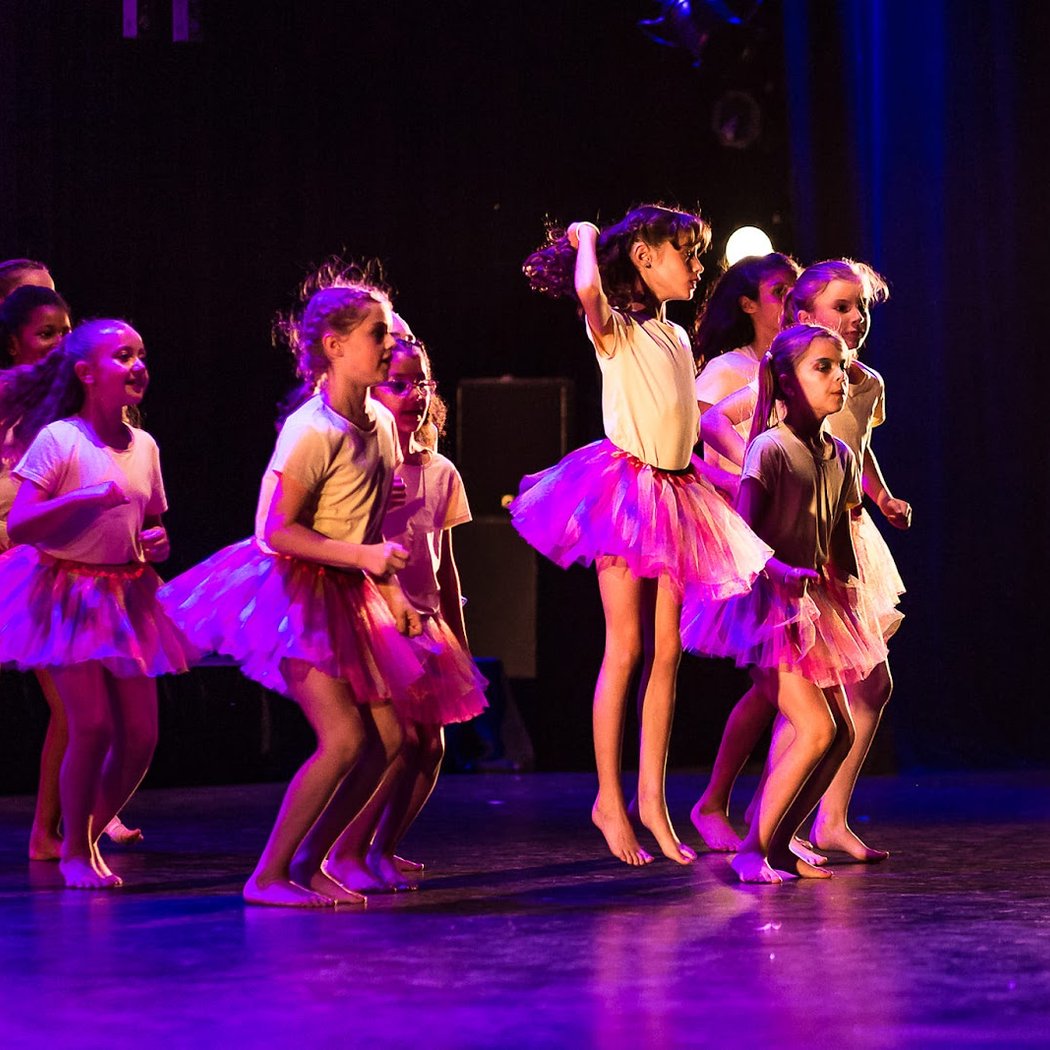Swing Show 3